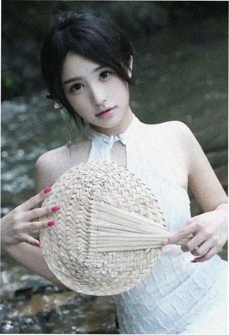 山海之间 现实家庭剧海报